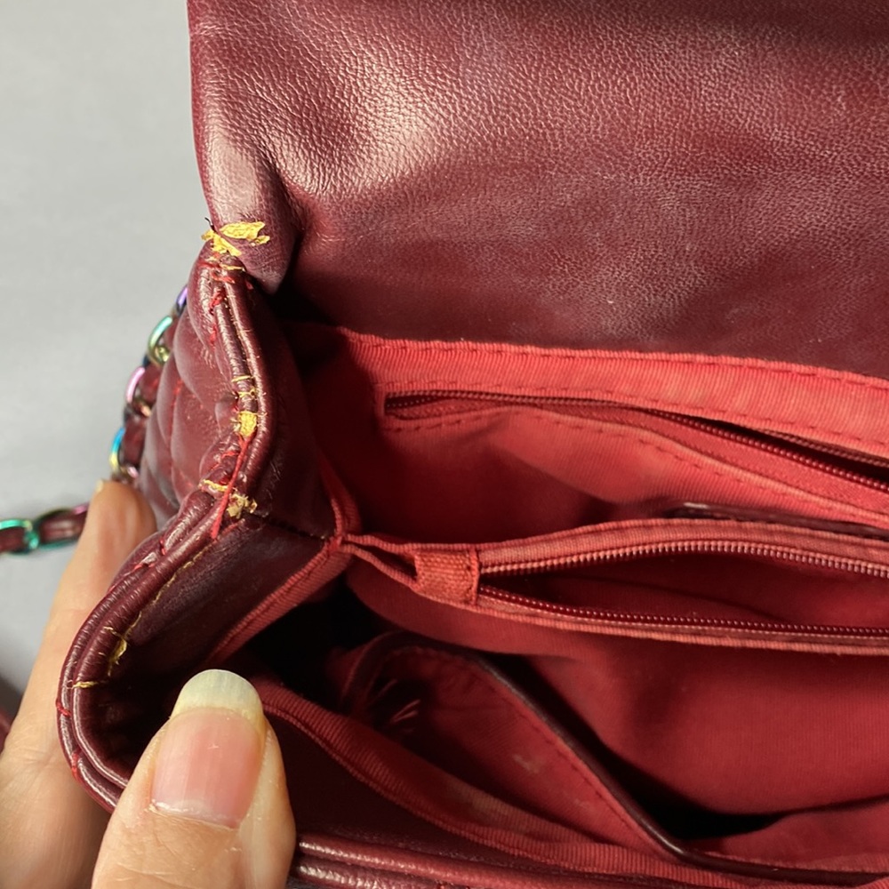 Vintage chanel CoCo medium burgundy purse - Picture 13 of 16